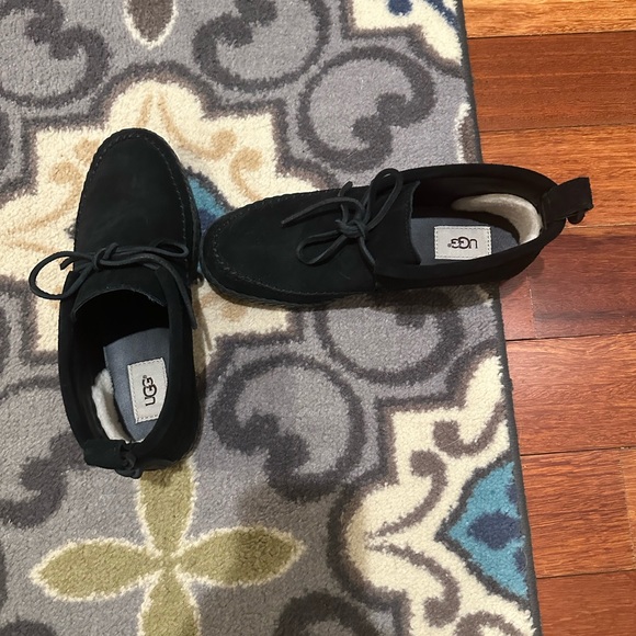 Ugg Boots - Picture 2 of 3